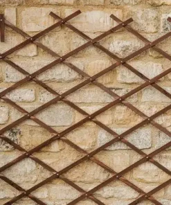 1.8m x 0.9m Riveted Expanding Garden Trellis – Tan