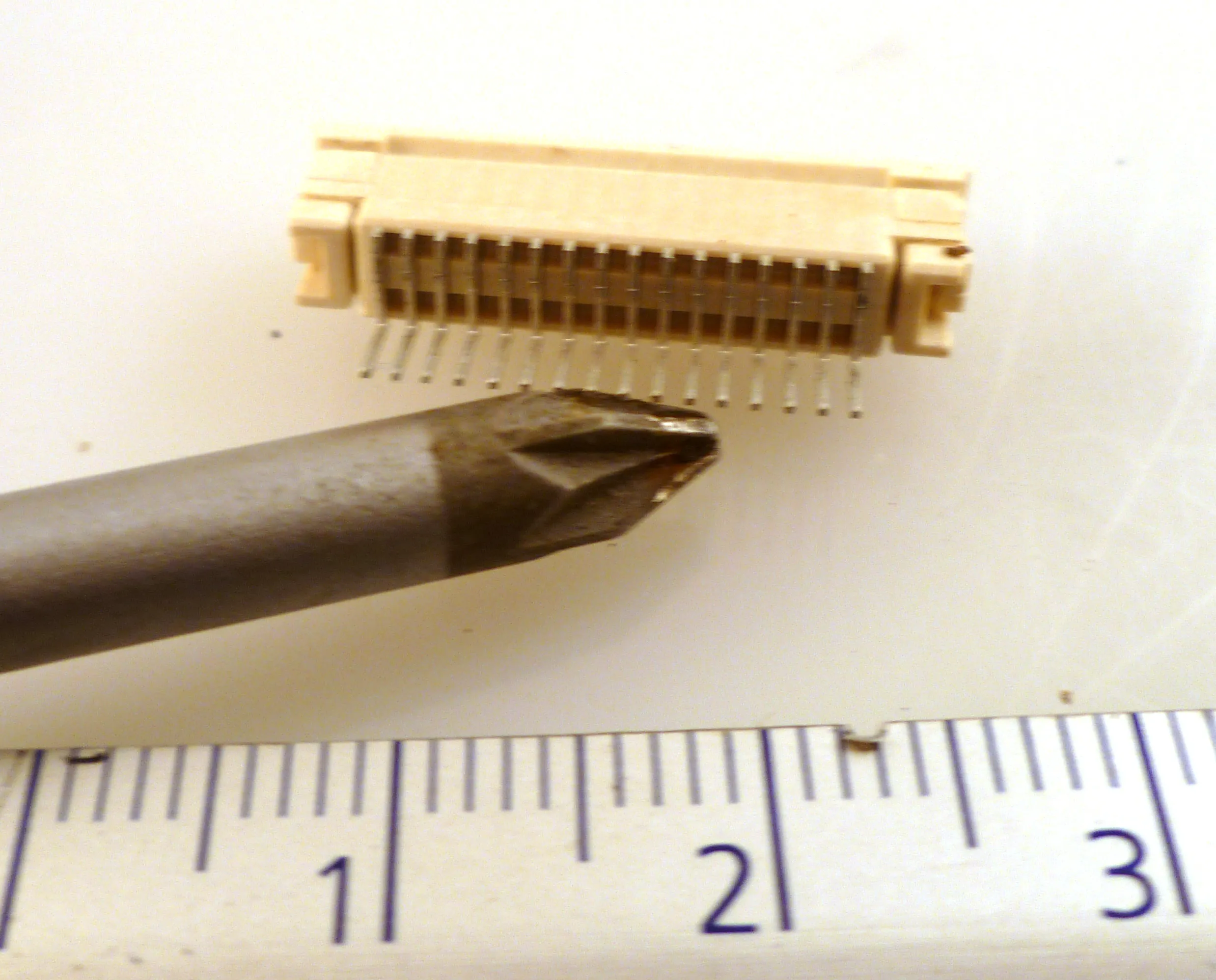 Amphenol 30 PCB Mount Connector 16 Pin Dual Wipe OMS1-18 - Image 5