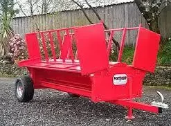 Portequip Mobile Hogg Feeder 250kg c/w Creep Gates